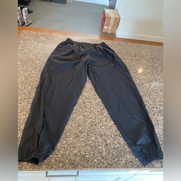 NIKE Men's Black Jogger Pants Drawstring Waist Zip at ankle Size XXL - Picture 11 of 11